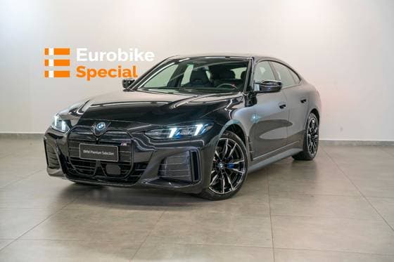 Carro ELÉTRICO M50