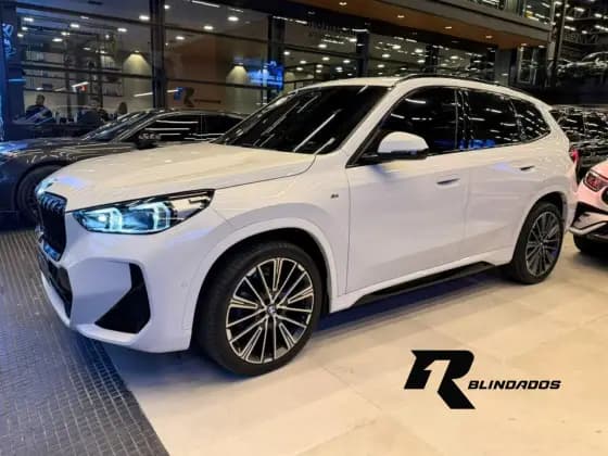 Carro 2.0 16V TURBO GASOLINA SDRIVE20I M SPORT STEPTRONIC