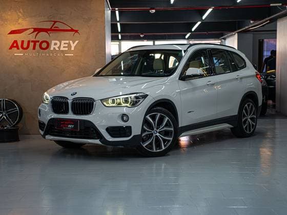 Carro 2.0 16V TURBO ACTIVEFLEX SDRIVE20I X-LINE 4P AUTOMÁTICO