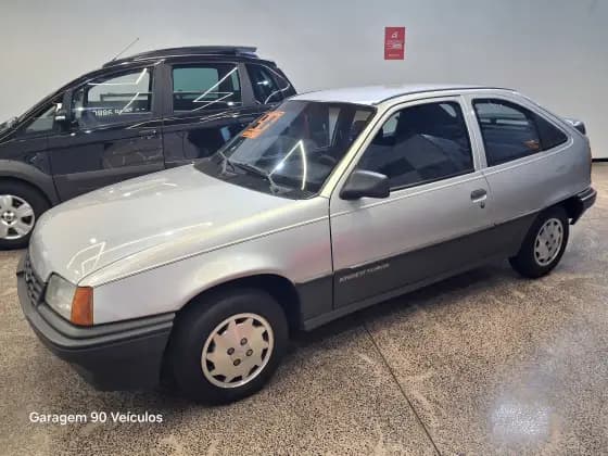 Carro 1.8 TURIM 8V GASOLINA 2P MANUAL