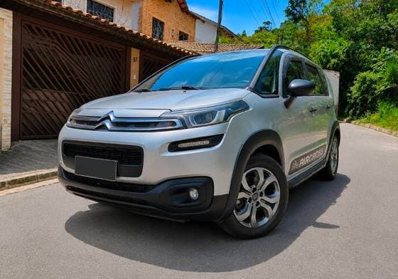 Carro 1.6 VTI 120 FLEX LIVE EAT6
