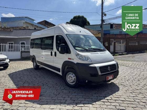 Carro 2.3 MULTIJET DIESEL MINIBUS COMFORT MANUAL