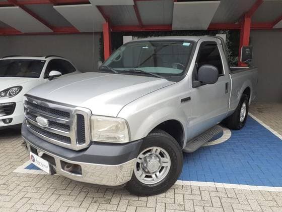 Carro 3.9 XLT 4X2 CS DIESEL 2P MANUAL