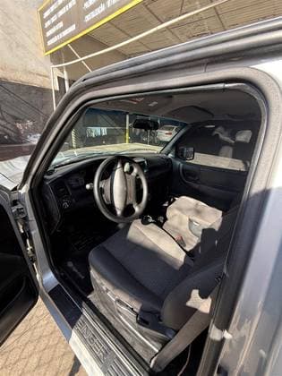 Carro 2.3 XLS 4X2 CS 16V GASOLINA 2P MANUAL
