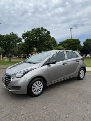 Carro 1.0 COMFORT PLUS 12V FLEX 4P MANUAL