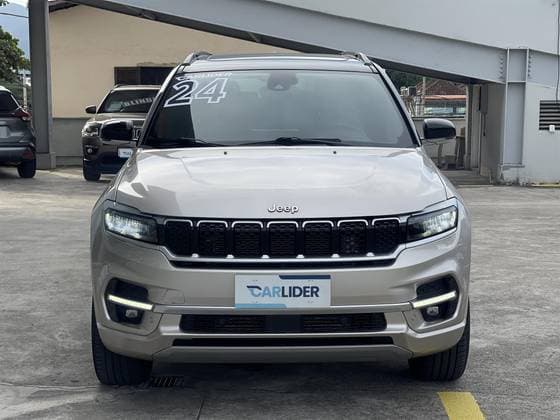 Carro 2.0 TD380 TURBO DIESEL OVERLAND AT9