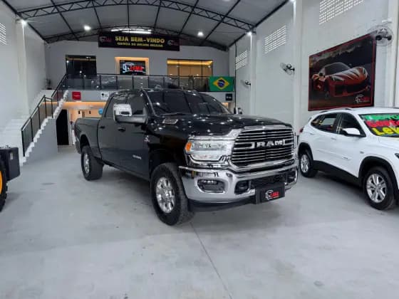 Carro 6.7 I6 TURBO DIESEL LARAMIE CD 4X4 AUTOMÁTICO