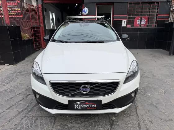 Carro 2.0 T5 CROSS COUNTRY AWD TURBO GASOLINA 4P AUTOMÁTICO
