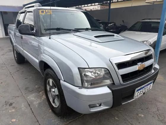 Carro 2.4 MPFI EXECUTIVE 4X2 CD 8V FLEX 4P MANUAL