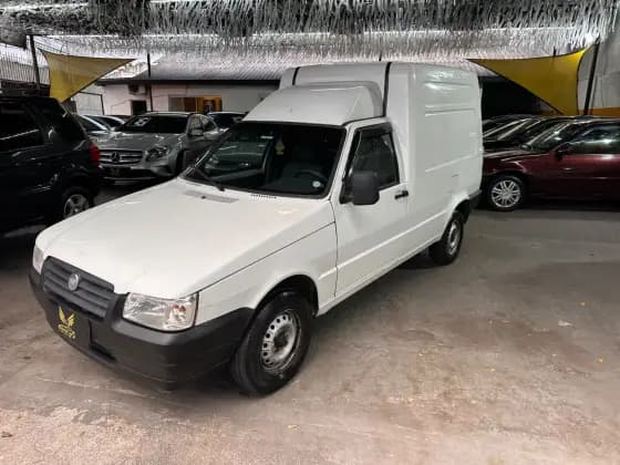 Carro 1.3 FURGÃO 8V ÁLCOOL 2P MANUAL
