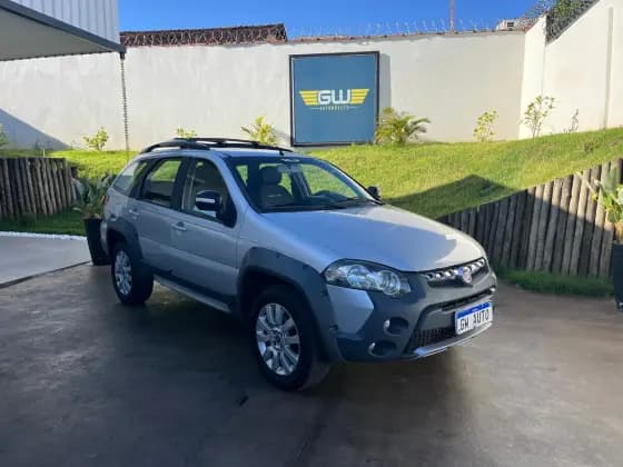 Carro 1.8 MPI ADVENTURE WEEKEND 16V FLEX 4P MANUAL