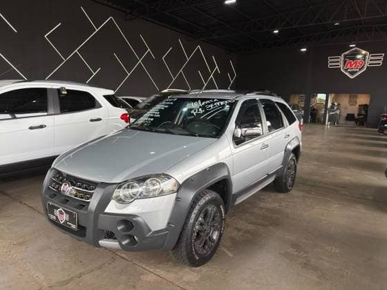 Carro 1.8 MPI ADVENTURE WEEKEND 8V FLEX 4P MANUAL