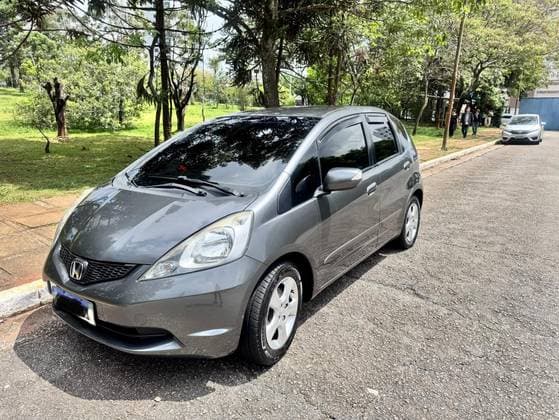 Carro 1.4 LX 16V FLEX 4P AUTOMÁTICO