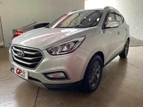 Carro 2.0 MPFI GL 16V FLEX 4P AUTOMÁTICO