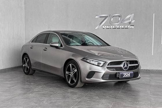 Carro 1.3 CGI GASOLINA ADVANCE SEDAN 7G-DCT