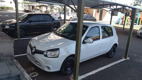 Carro 1.0 EXPRESSION 16V FLEX 4P MANUAL