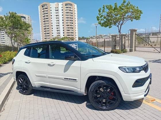 Carro 2.0 HURRICANE TURBO FLEX BLACKHAWK AT9