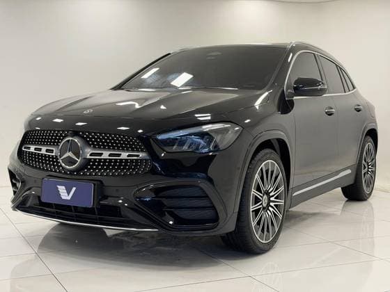 Carro 1.3 MHEV AMG LINE 7G-DCT