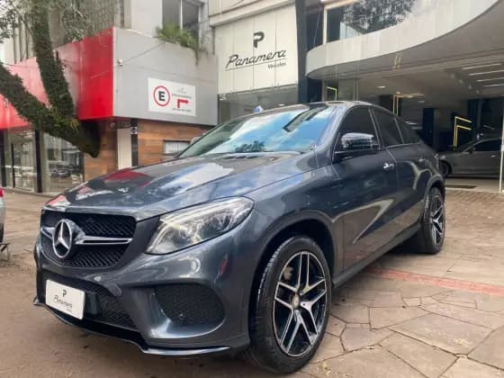 Carro 3.0 V6 GASOLINA NIGHT COUPÉ 4MATIC 9G-TRONIC