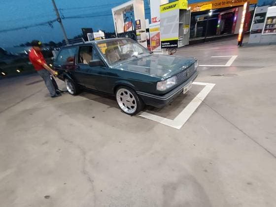 Carro 1.8 GL 8V GASOLINA 2P MANUAL