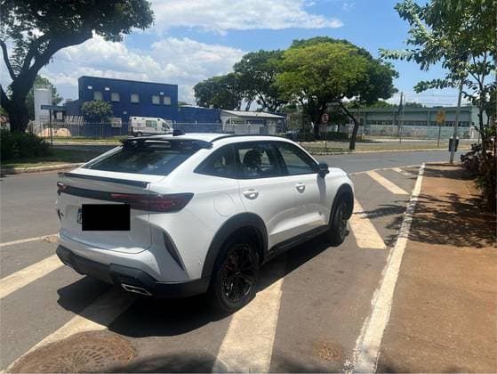 Carro 1.5 PHEV AWD E-TRACTION