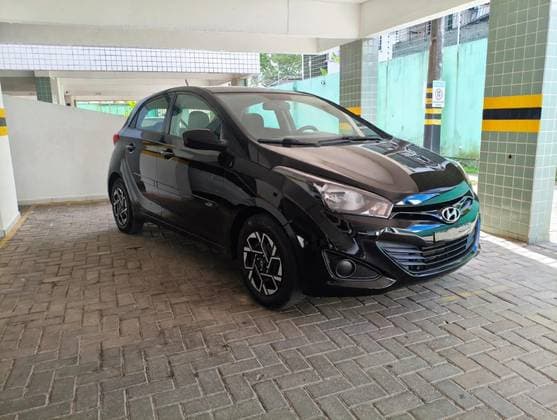 Carro 1.0 COMFORT PLUS 12V FLEX 4P MANUAL