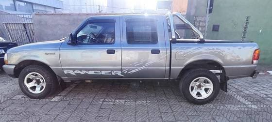 Carro 2.5 XL 4X2 CD 8V GASOLINA 4P MANUAL