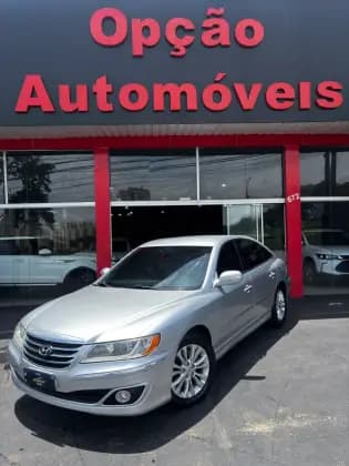 Carro 3.3 MPFI GLS SEDAN V6 24V GASOLINA 4P AUTOMÁTICO