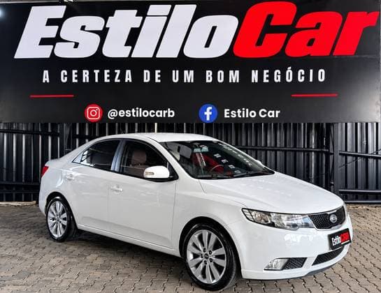 Carro 1.6 EX SEDAN 16V GASOLINA 4P AUTOMÁTICO
