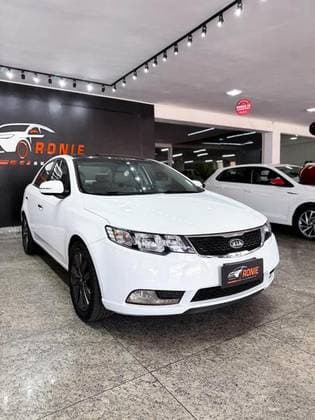 Carro 1.6 SX3 16V GASOLINA 4P AUTOMÁTICO