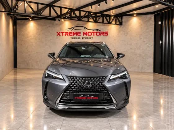 Carro 2.0 VVT-I HYBRID DYNAMIC CVT