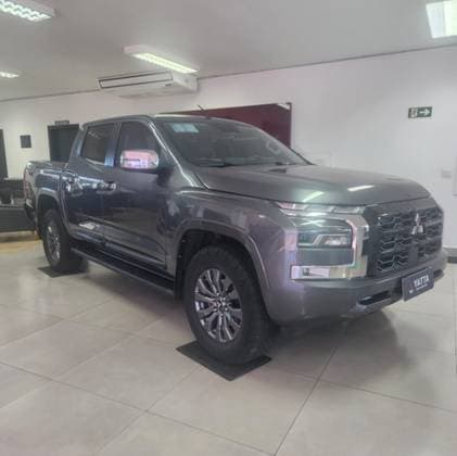 Carro 2.4 BITURBO DIESEL CD HPE 4X4 AUTOMÁTICO