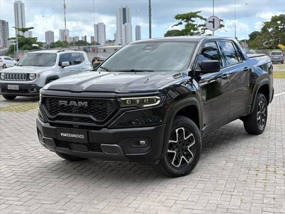 Carro 2.0 TURBO DIESEL REBEL 4X4 AUTOMÁTICO