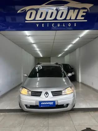 Carro 1.6 DYNAMIQUE GRAND TOUR 16V FLEX 4P MANUAL