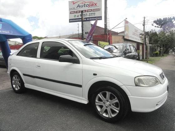 Carro 1.8 MPFI GL 8V ÁLCOOL 2P MANUAL