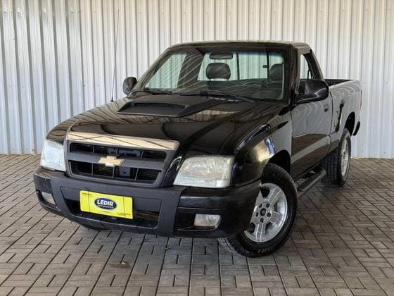 Carro 2.4 ADVANTAGE 4X2 CD 8V FLEX 4P MANUAL