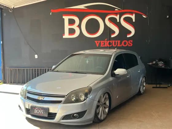 Carro 2.0 MPFI GT HATCH 8V FLEX 4P MANUAL