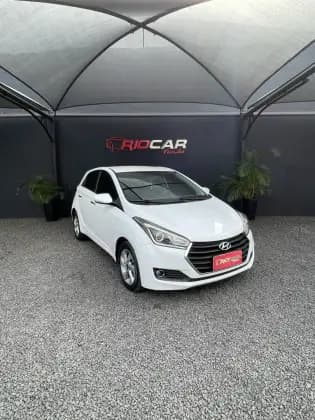 Carro 1.6 PREMIUM 16V FLEX 4P AUTOMÁTICO