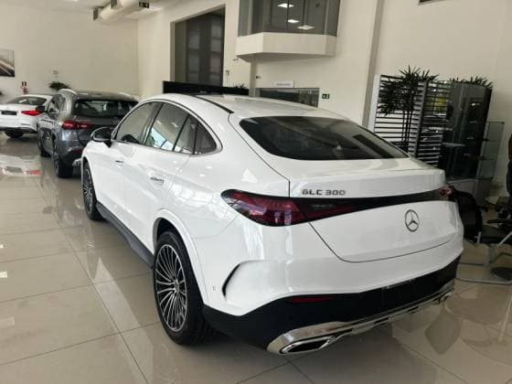 Carro 2.0 MHEV AMG LINE COUPÉ 4MATIC 9G-TRONIC