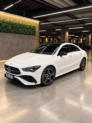 Carro 1.3 MHEV AMG LINE 7G-DCT