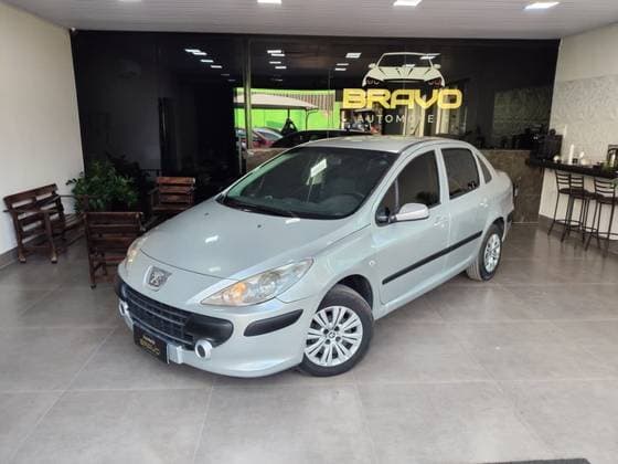 Carro 1.6 PRESENCE SEDAN 16V FLEX 4P MANUAL