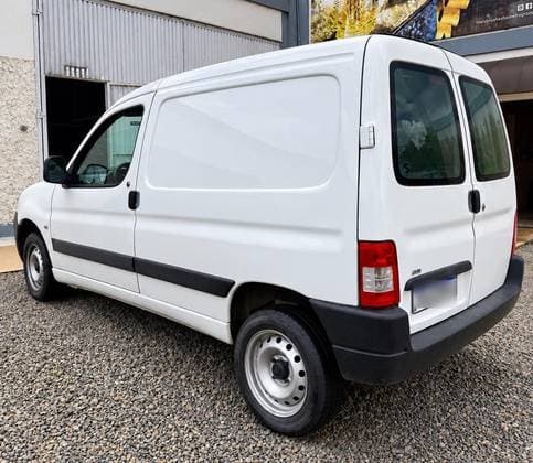 Carro 1.6 FURGÃO 800KG 16V FLEX 3P MANUAL