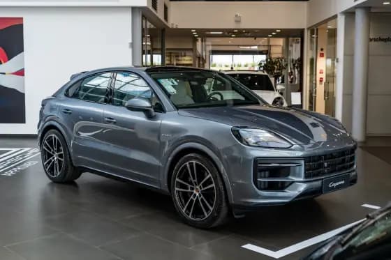 Carro 3.0 V6 E-HYBRID COUPÉ AWD TIPTRONIC S