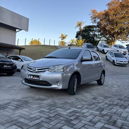 Carro 1.3 X 16V FLEX 4P MANUAL