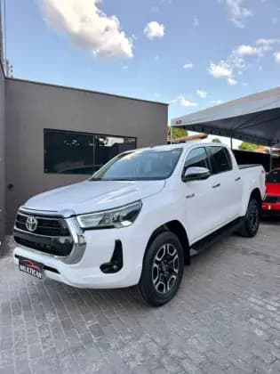 Carro 2.8 D-4D TURBO DIESEL CD SRV 4X4 AUTOMÁTICO