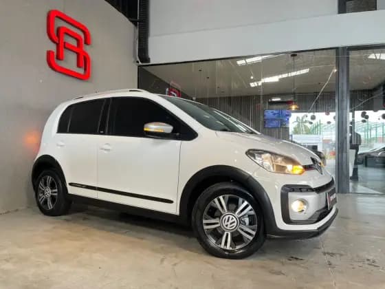 Carro 1.0 TSI HIGH UP 12V FLEX 4P MANUAL