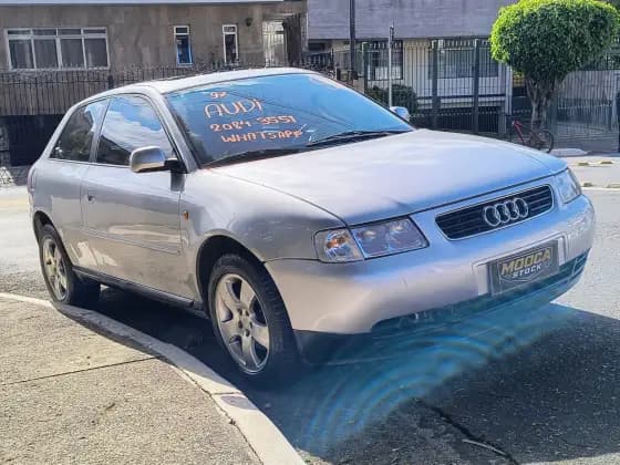Carro 1.8 20V GASOLINA 2P MANUAL