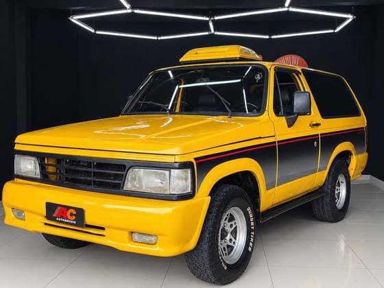 Carro 4.0 CUSTOM S 8V DIESEL 2P MANUAL
