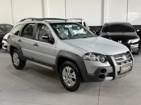 Carro 1.8 MPI ADVENTURE WEEKEND 8V FLEX 4P MANUAL
