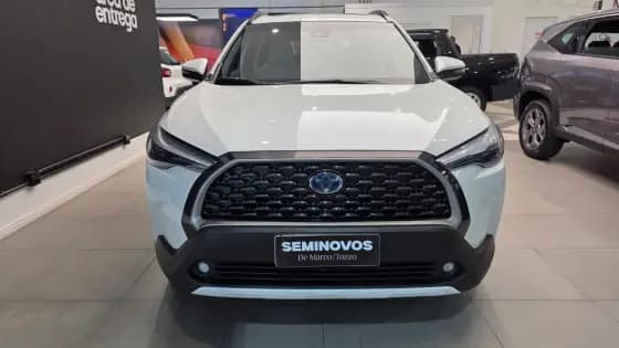 Carro 1.8 VVT-I HYBRID FLEX XRX CVT